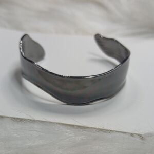 Paparazzi Metallic Black Cuff